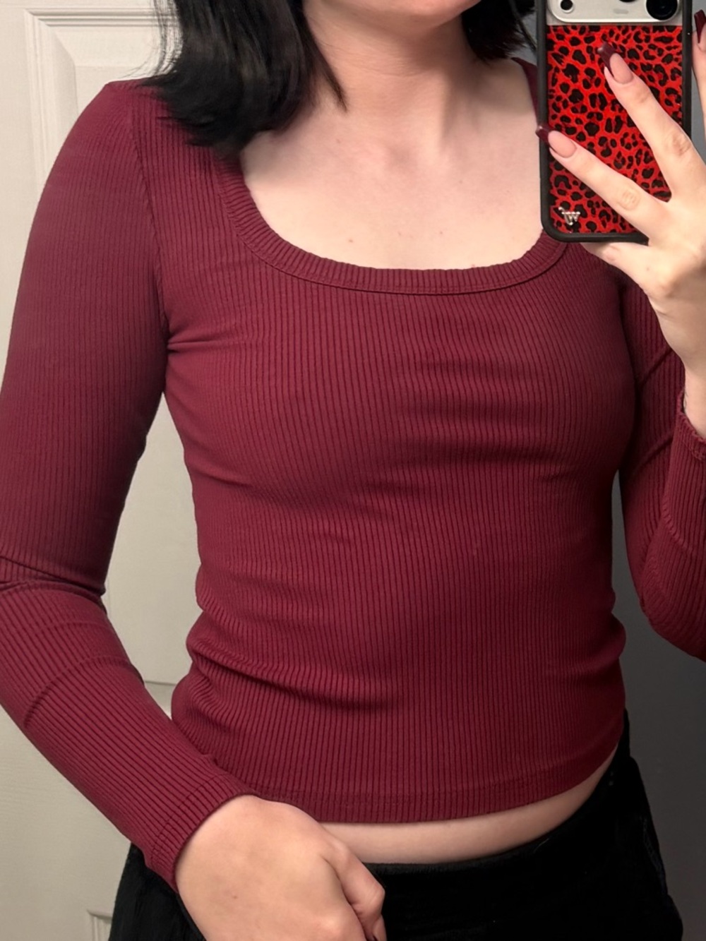 Burgundy Long Sleeve Crop Top 🏜️